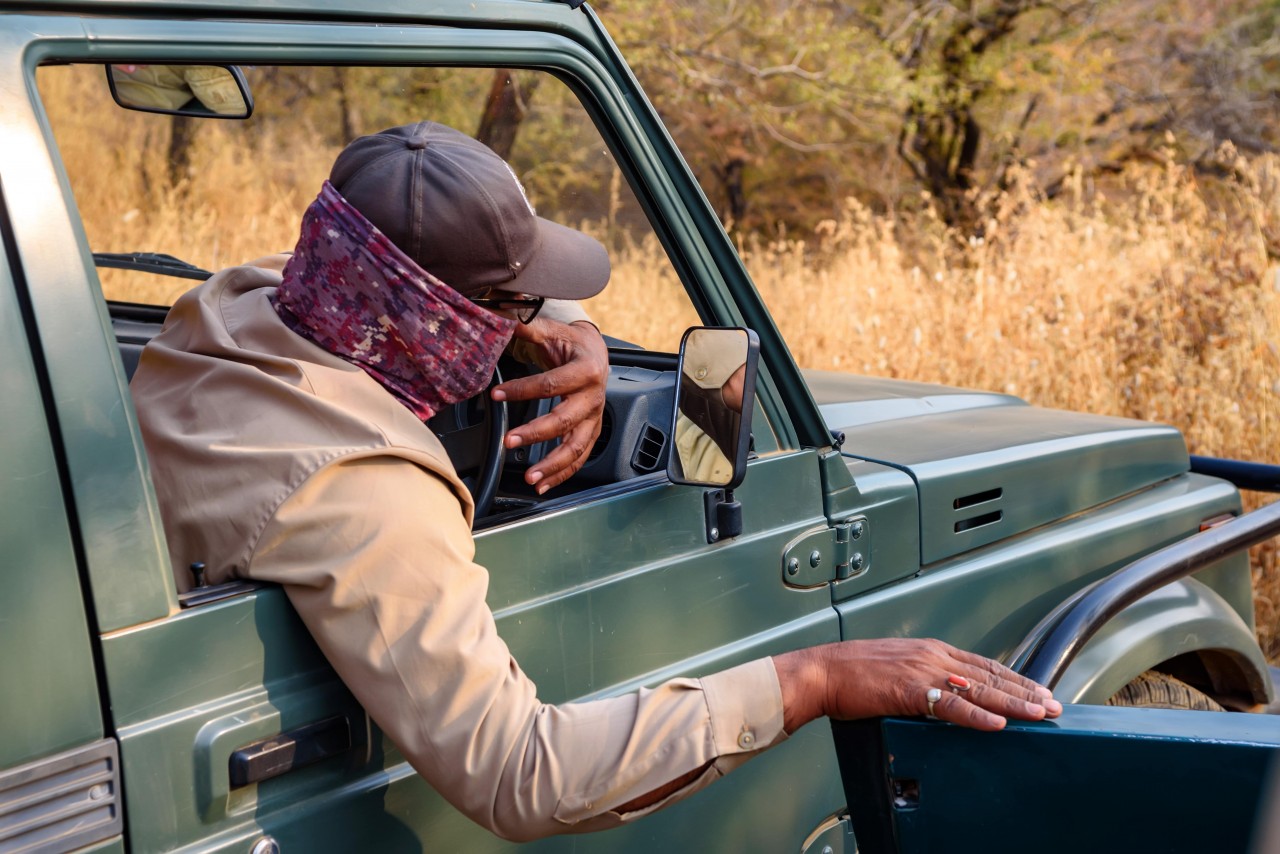 Experienced-Guides--ranthambhorenationalpark.in-min