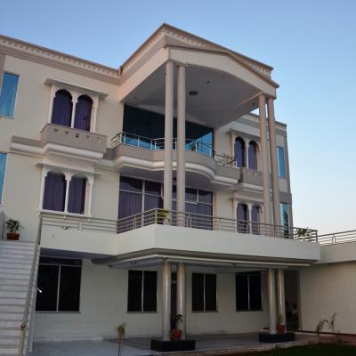 Hotel Grand by PHG Hospitality